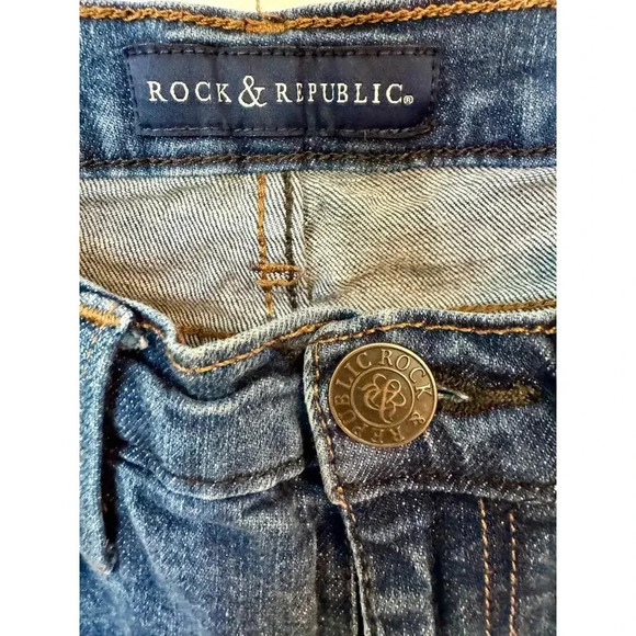 Rock & Republic Kassandra Distressed Studded Boot Cut Denim Jeans Women's SZ 6 - Picture 4 of 15